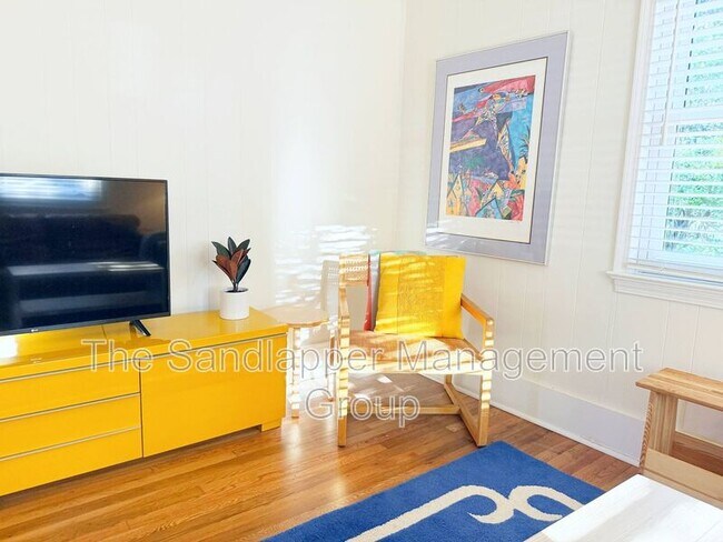 Foto del edificio - 4509 Old Park Rd