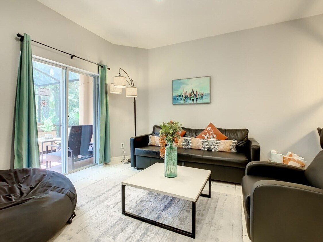 Foto principal - 2737 Coupe St