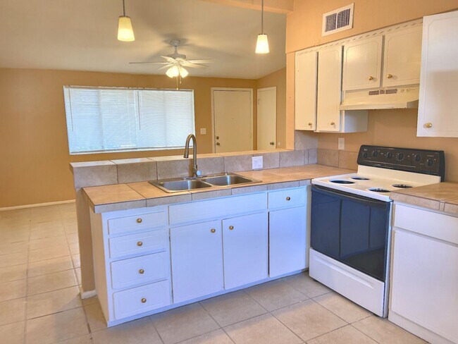 Foto del edificio - 509 N Williams