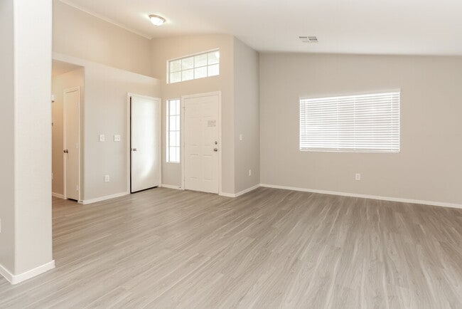 Building Photo - 4037 Sweet Surrender Ct