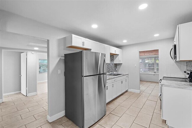 Foto del edificio - 308 38th St S