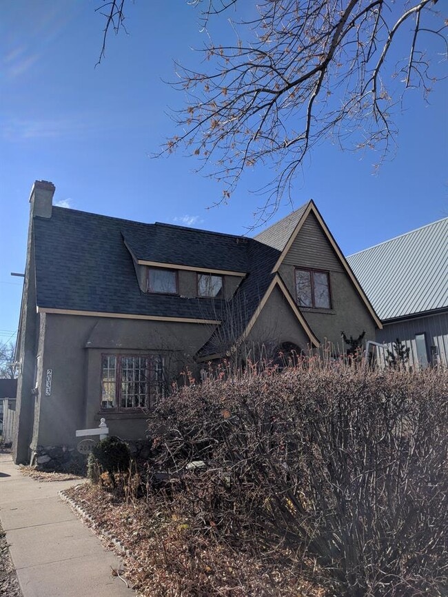 Building Photo - 2033-2021 21 Ave