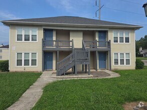 Building Photo - 12105 Carriage Ct SE