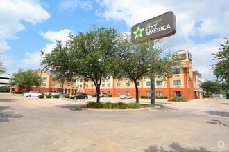 Furnished Studio - Houston photo'