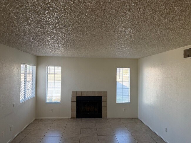 Building Photo - 4160 E Tonopah Ave