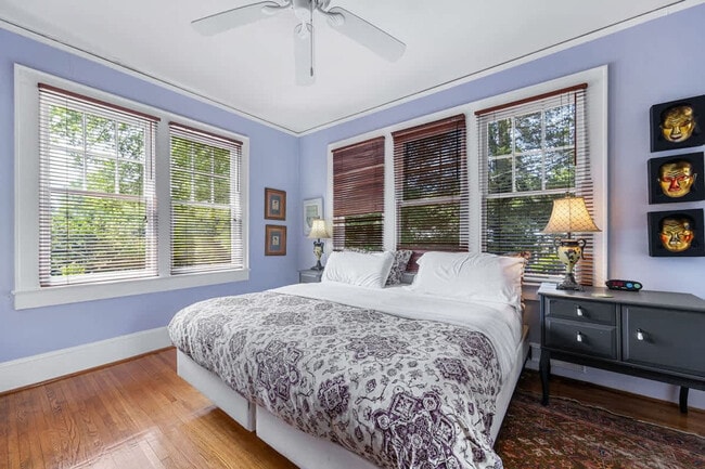 Foto del edificio - 500 Queens Rd