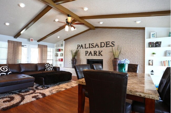 Espacio comunitario del parque Palisades - Palisades Park Apartments