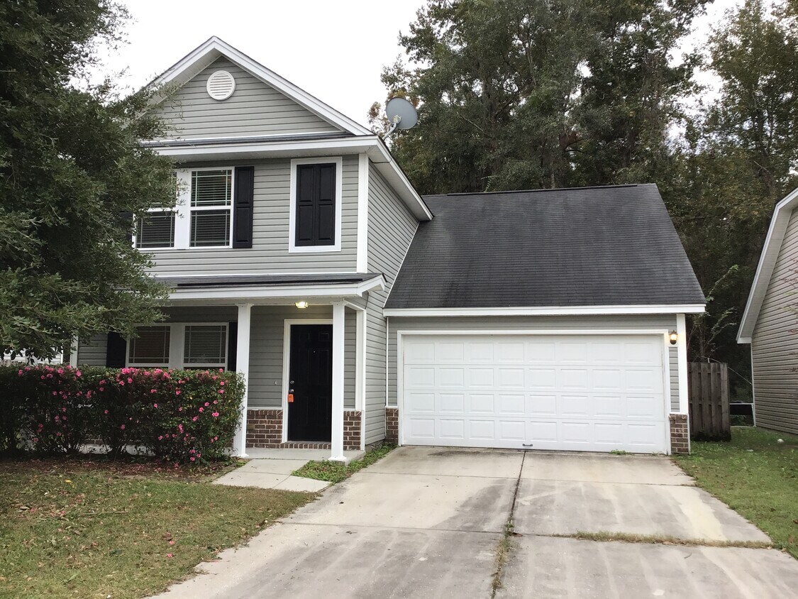 23 Lake Shore Boulevard House Rental in Port Wentworth, GA