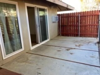 Foto del edificio - 21325 Lake Shore Dr