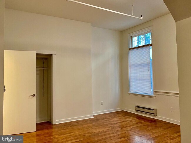 Foto del edificio - 1300 Spruce St