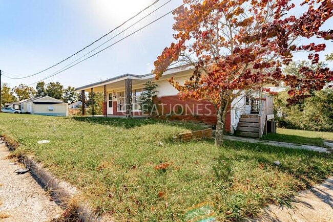 Building Photo - 1014 Arbor Dr