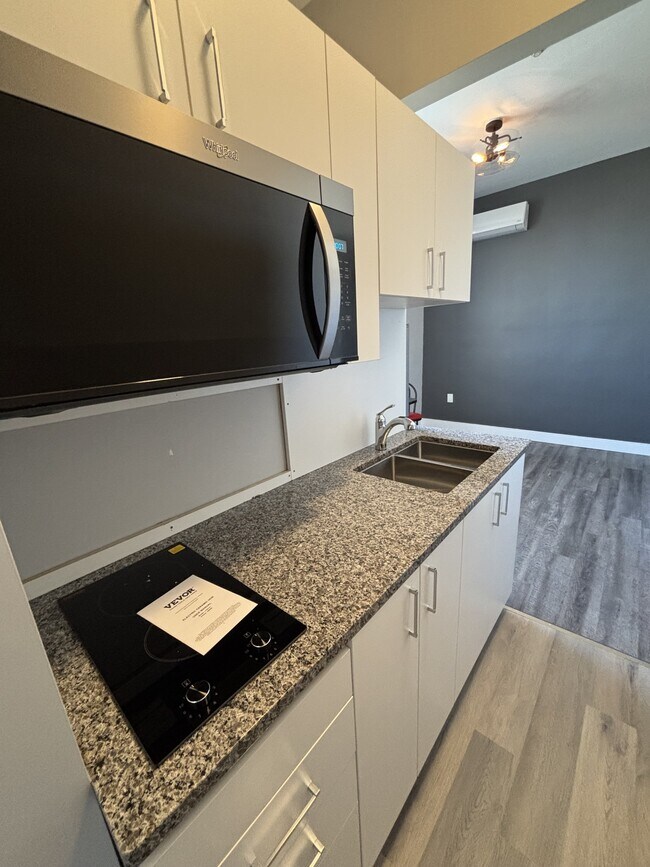 Photo du bâtiment - 117 Christina St N