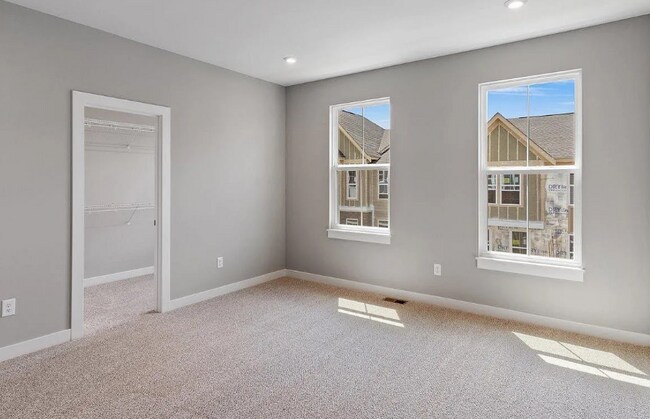 Foto del edificio - 7233 Otley Dr