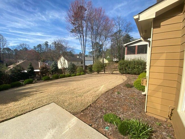 Building Photo - 1847 Tranquil Field Dr NW