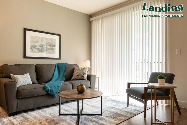 Foto del edificio - 4711 E Riverside Dr