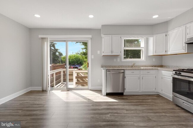 Foto del edificio - 3621 Edgemont St