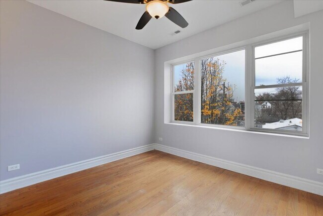 Foto del edificio - 1951 N Monticello Ave