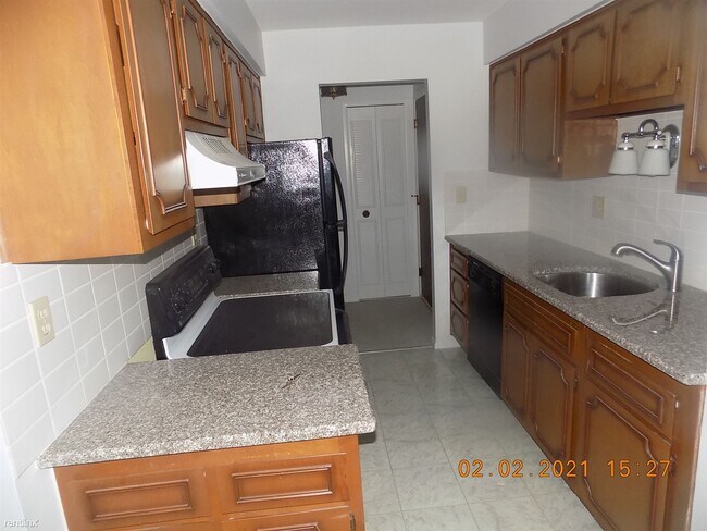 Foto del edificio - 1 br, 1 bath Condo - 435 Riviera Dr Unit 33