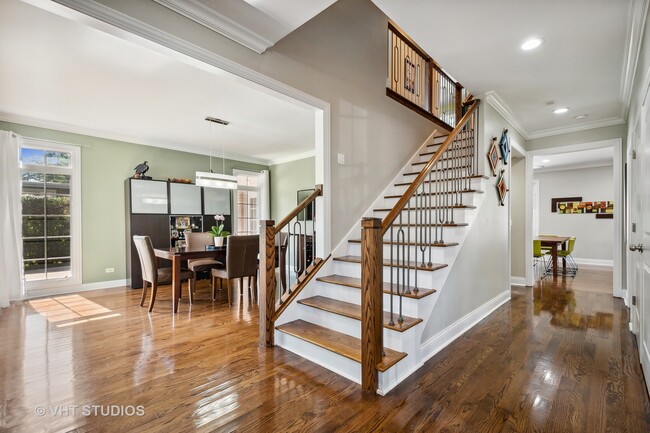 Building Photo - 1045 Arbor Ln