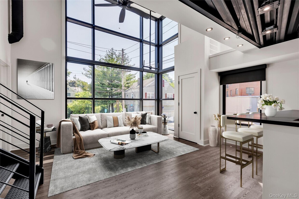 Foto principal - 172 E Prospect Ave