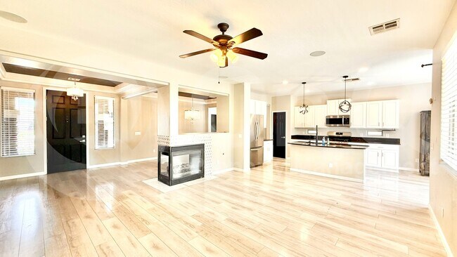 Foto del edificio - 19861 E Thornton Rd