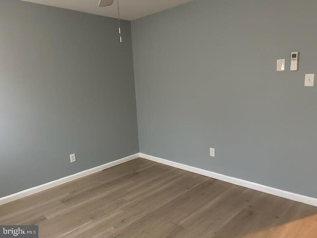 Foto del edificio - 668 Tara Dr