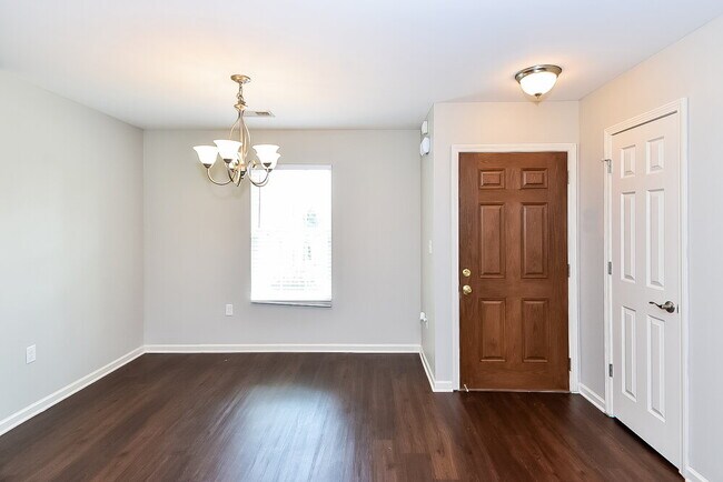 Building Photo - 4085 Colton Dr
