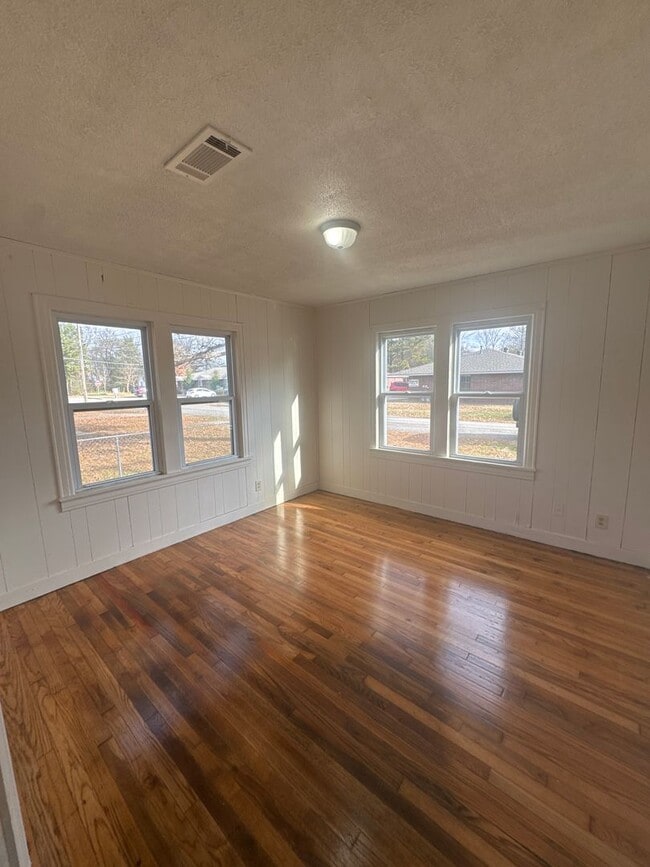 Foto del edificio - 723 Hall St