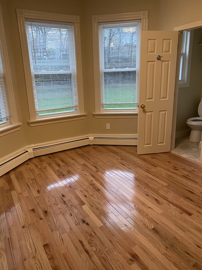 Building Photo - Burney Street Apartments