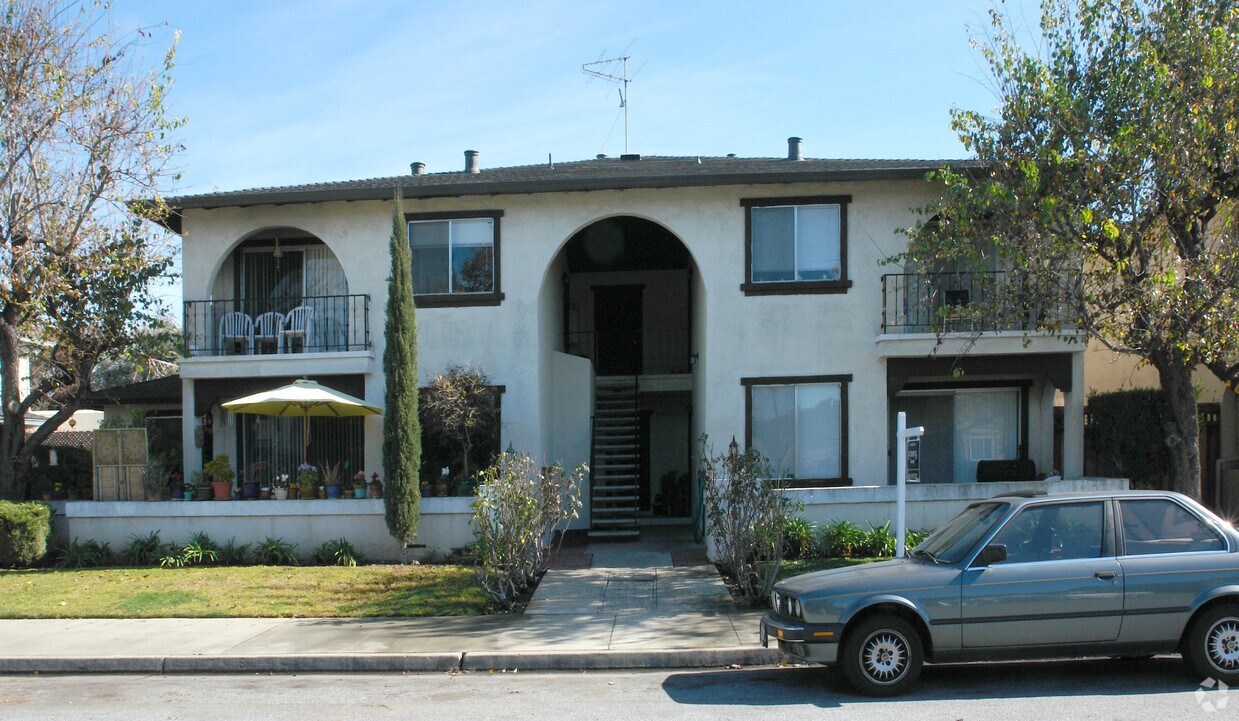 Primary Photo - 1134 Delna Manor Ln
