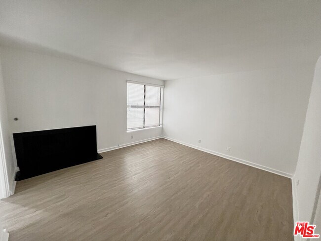 Foto del edificio - 1610 Camden Ave