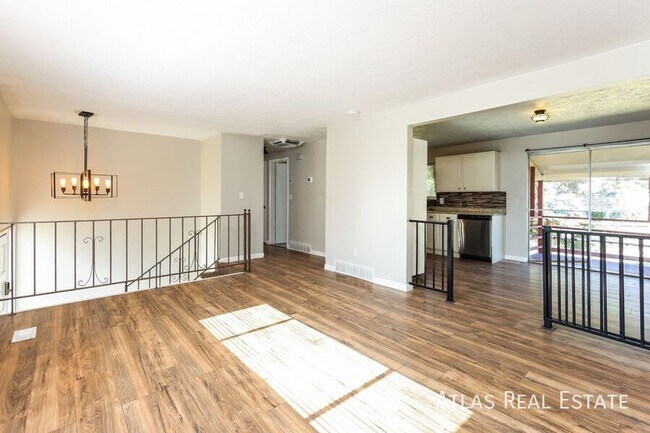 Building Photo - 3748 W Lewisport Dr