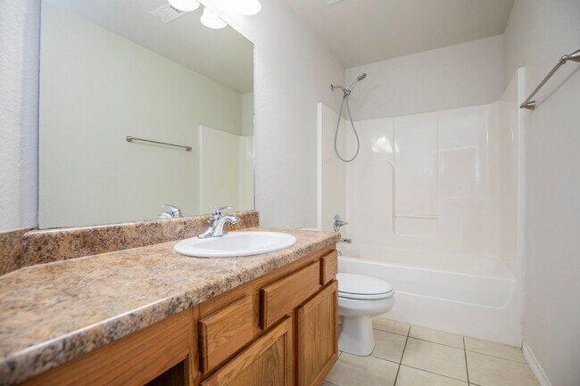 Foto del edificio - ***1806 SW E Street***