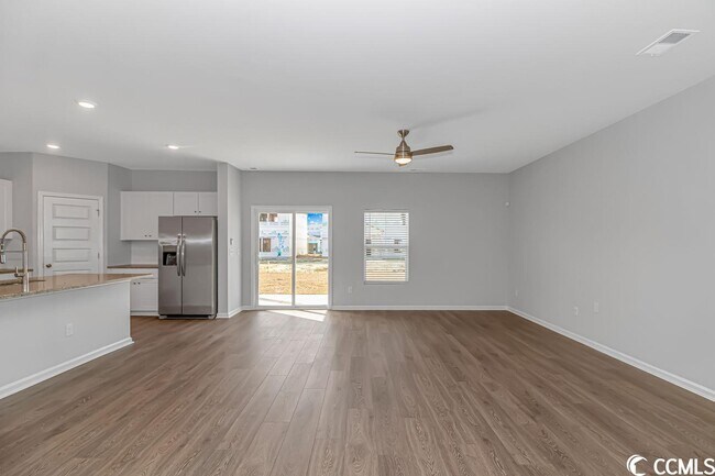 Foto del edificio - 200 Timber Oaks Dr