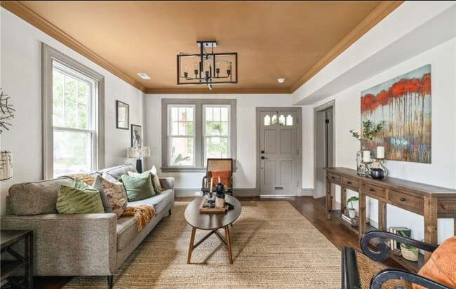 Foto del edificio - 2802 Edgewood Ave