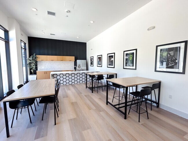 Foto del edificio - The Venue at Orange