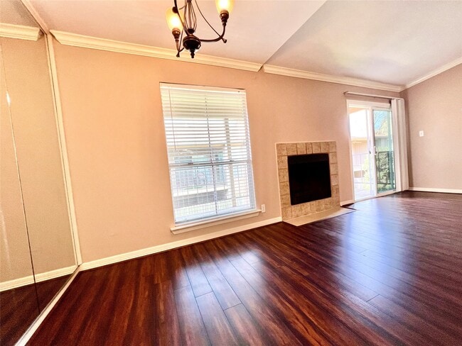 Foto del edificio - 700 Thicket Ln