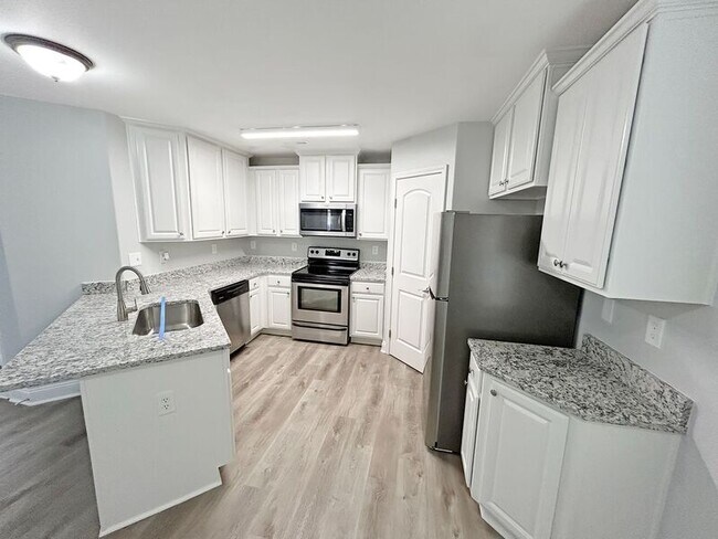 Building Photo - 24728 Silent Spring Dr