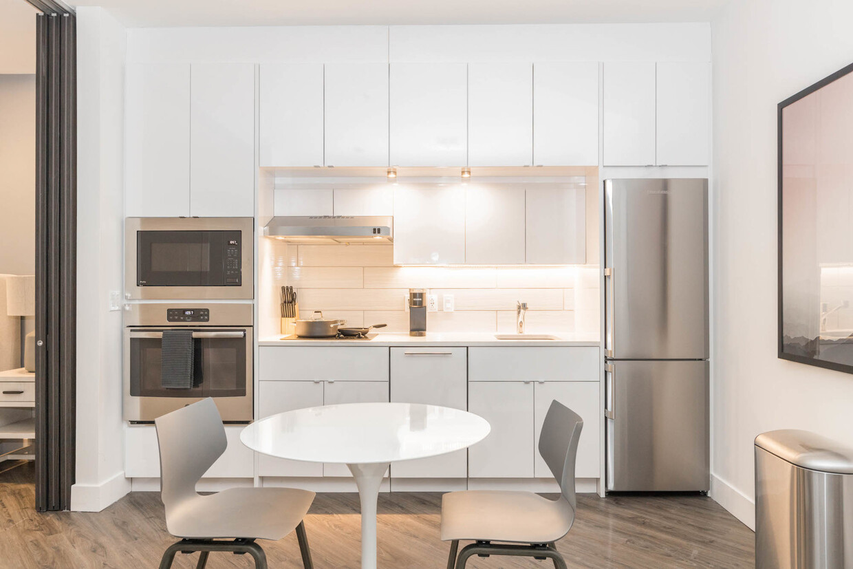 Foto principal - 713 Lamont St NW