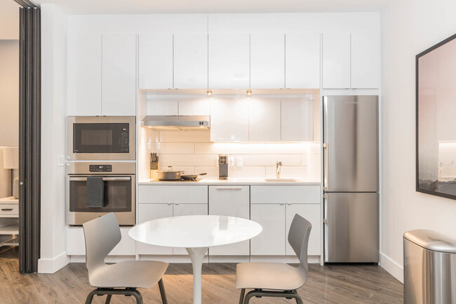 Foto del edificio - 4615 N Park Ave