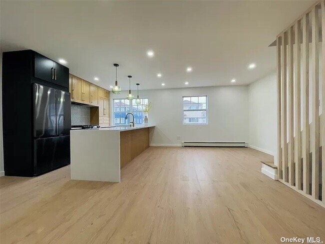Foto del edificio - 214 Beach 98th St