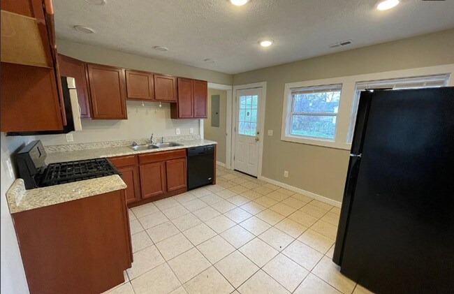 Building Photo - 3036 Ute Ln