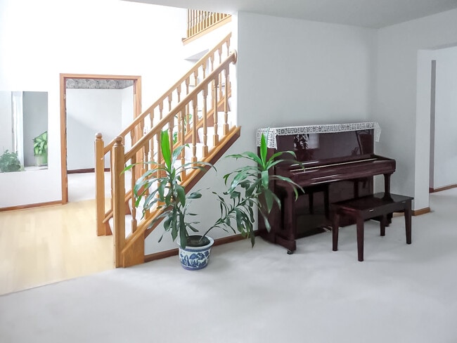 Foto del edificio - 6136 Brigids Close Dr