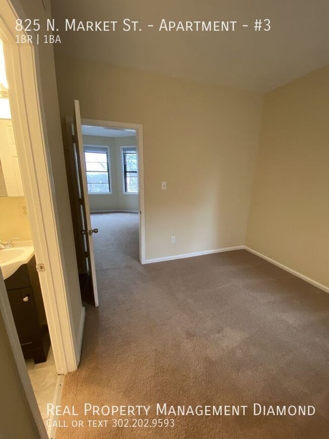 Foto del edificio - 825 N Market St