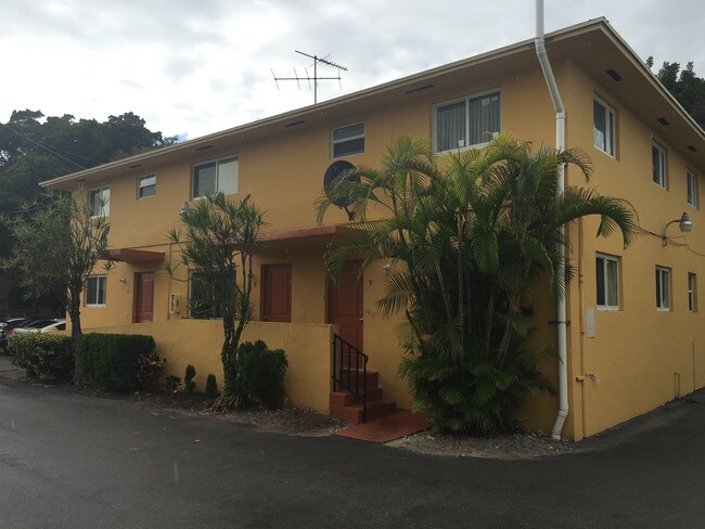 Foto del edificio - 840-858 NW 4th St