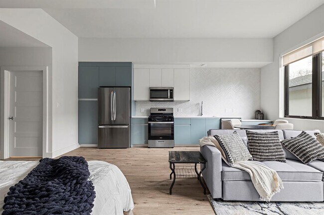 Foto del edificio - 5515 Humming Bird Ln