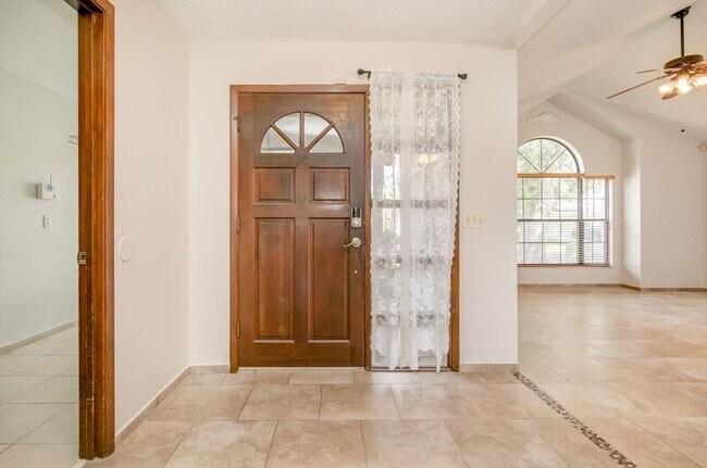 Foto del edificio - 1450 E Amanda Rd