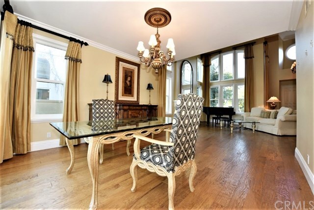 Building Photo - 12 Brigadier