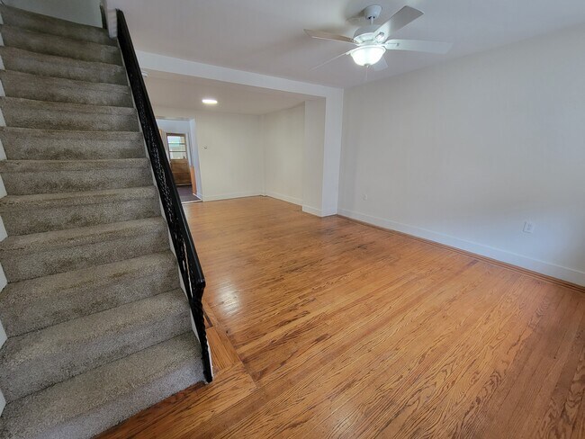 Foto del edificio - 162 Green Ln