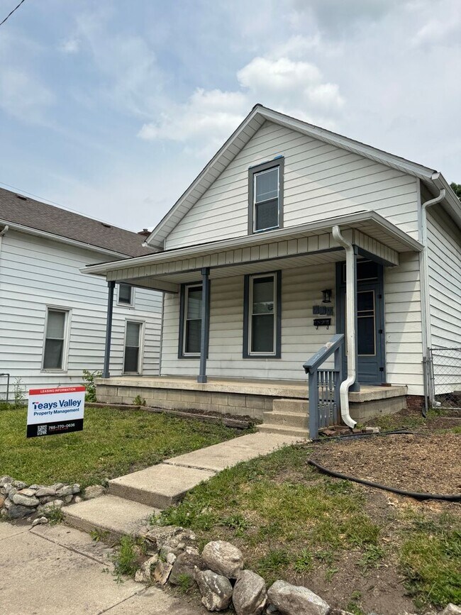 Foto del edificio - Spacious Four Bedroom House Close to Downtown Lafayette!